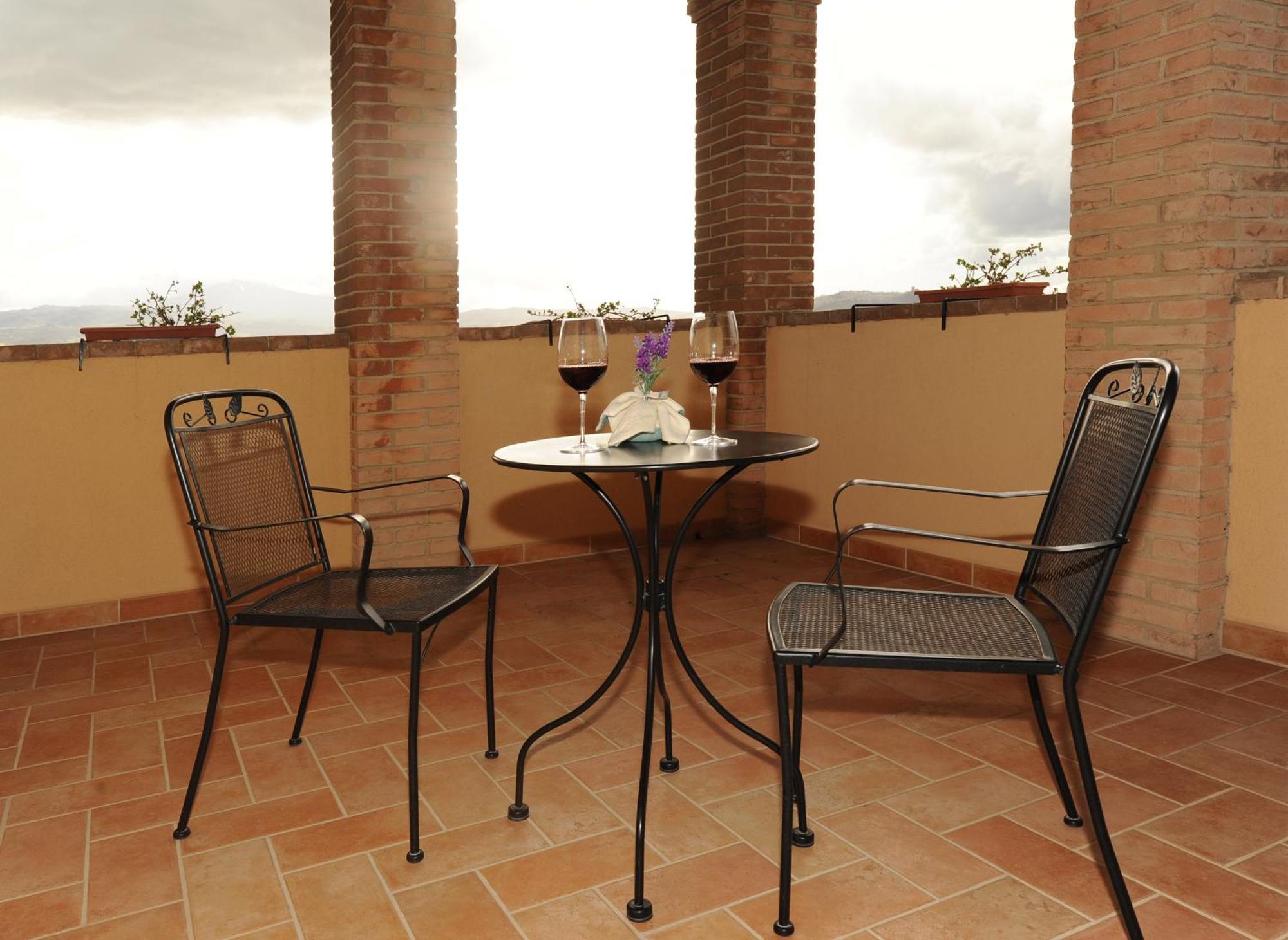 Agriturismo Poggio Tobruk Пиенца Стая снимка